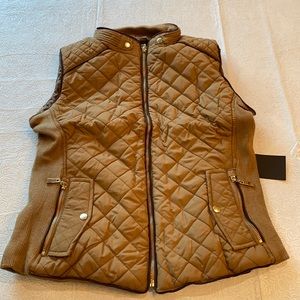 Stylish Wind breaker vest